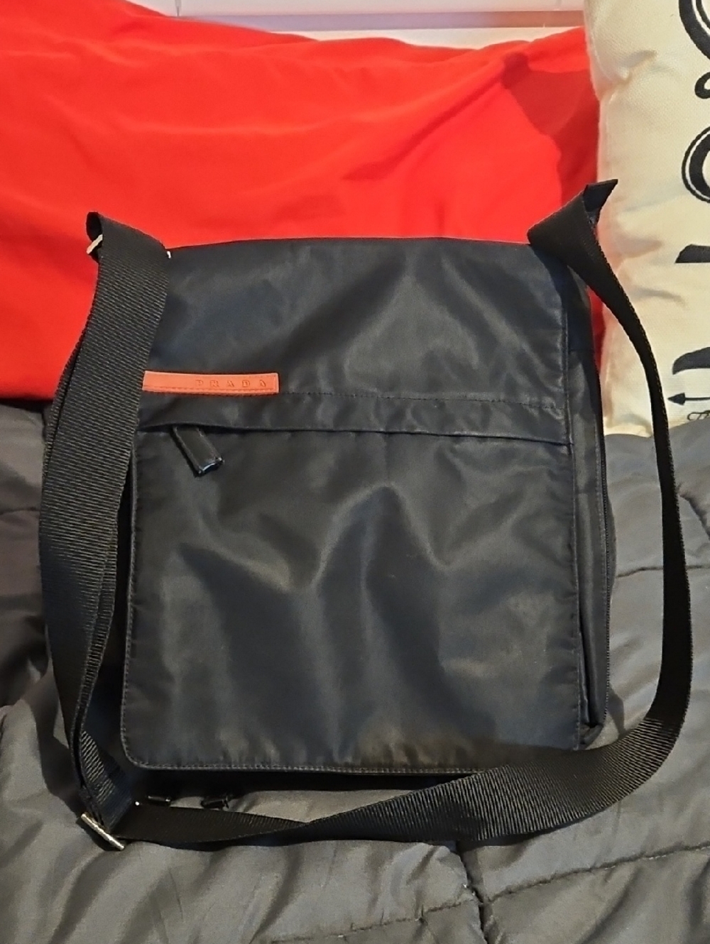 Authentic Prada Black Tessuto Nylon Messenger Crossbody Bag UNISEX
